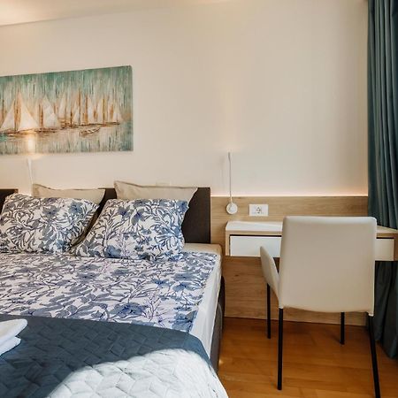 Supreme Apartment Bliss Umag Eksteriør billede