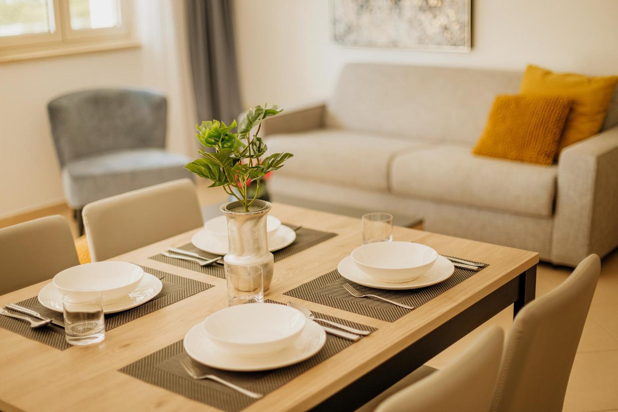 Supreme Apartment Bliss Umag Eksteriør billede