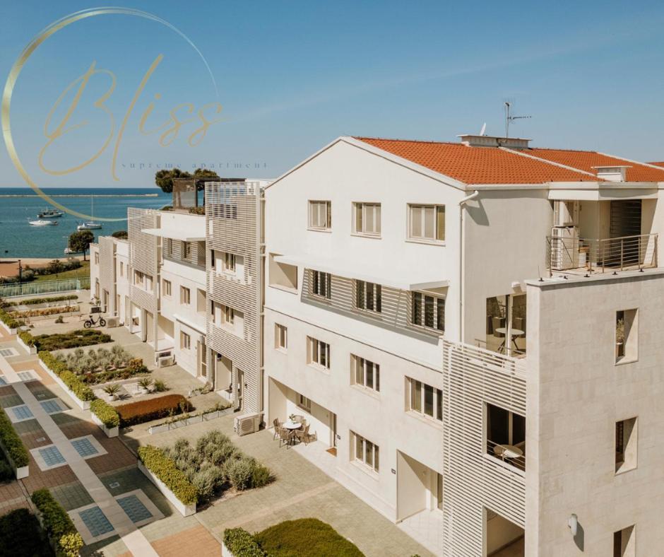 Supreme Apartment Bliss Umag Eksteriør billede