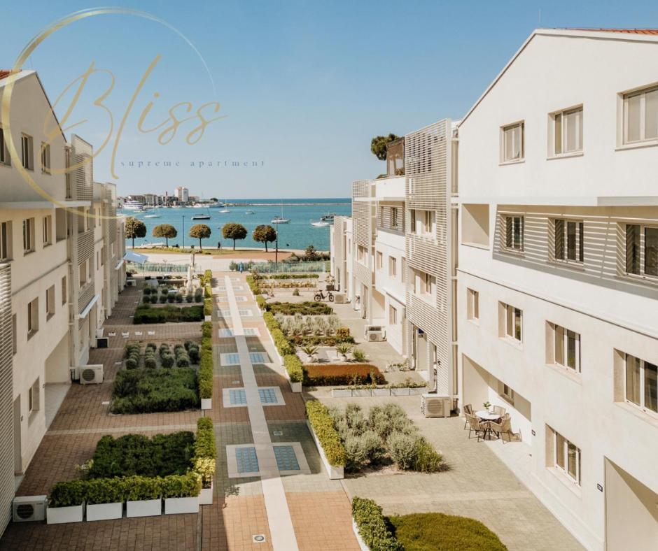 Supreme Apartment Bliss Umag Eksteriør billede