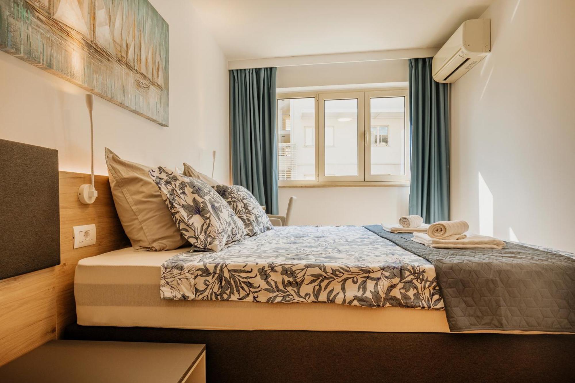 Supreme Apartment Bliss Umag Eksteriør billede